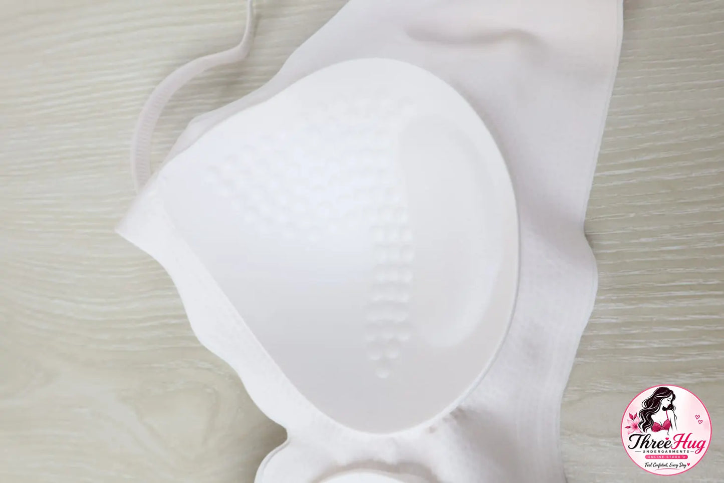 Women's Seamless Comfort Bra | Soft Stretch Molded Cup Bra with Adjustable Straps